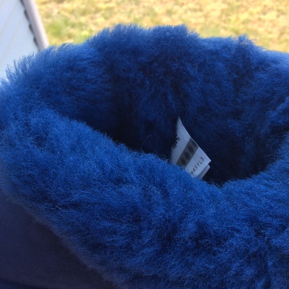 UGG MINI BAILEY BOW II SHIMMER - Picture 5 of 5